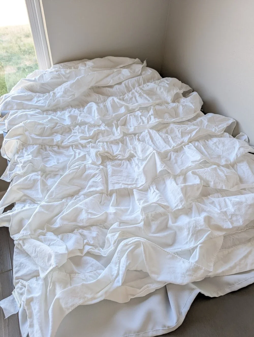 1 Pottery Barn Kids Off White Ruffled Tiered Curtain Cotton Size 56.5